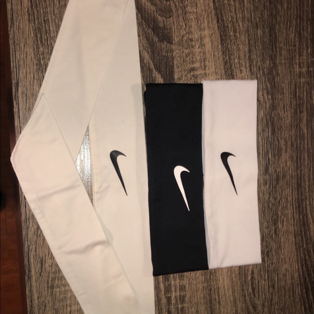 3 Nike Headbands